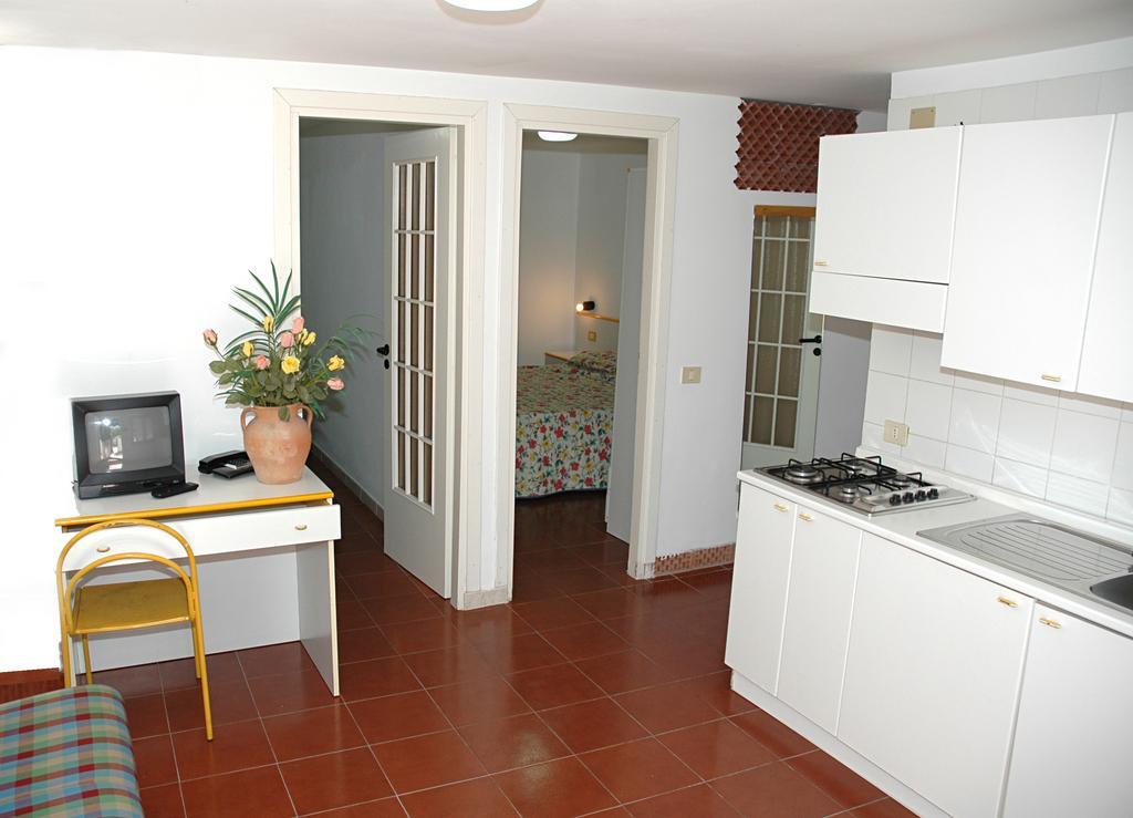 Hotel Seven Residence Palinuro Dış mekan fotoğraf