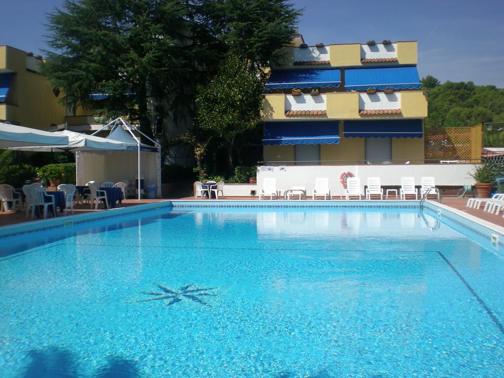 Hotel Seven Residence Palinuro Dış mekan fotoğraf